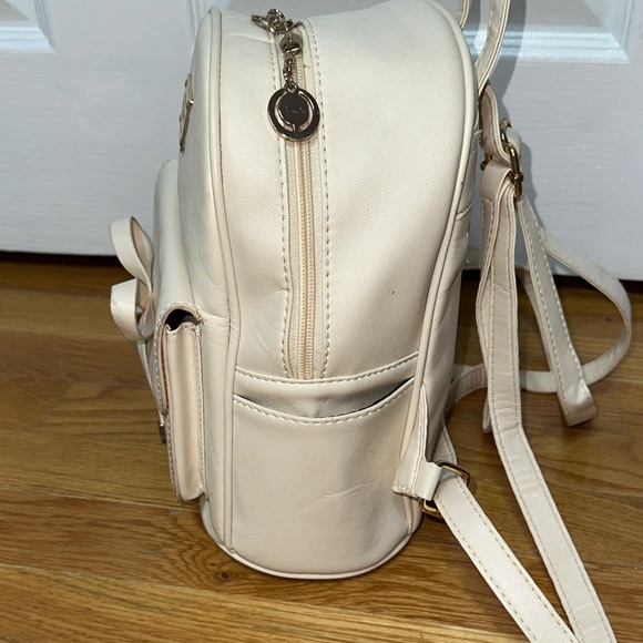 Cream Backpack - Picture 4 of 5